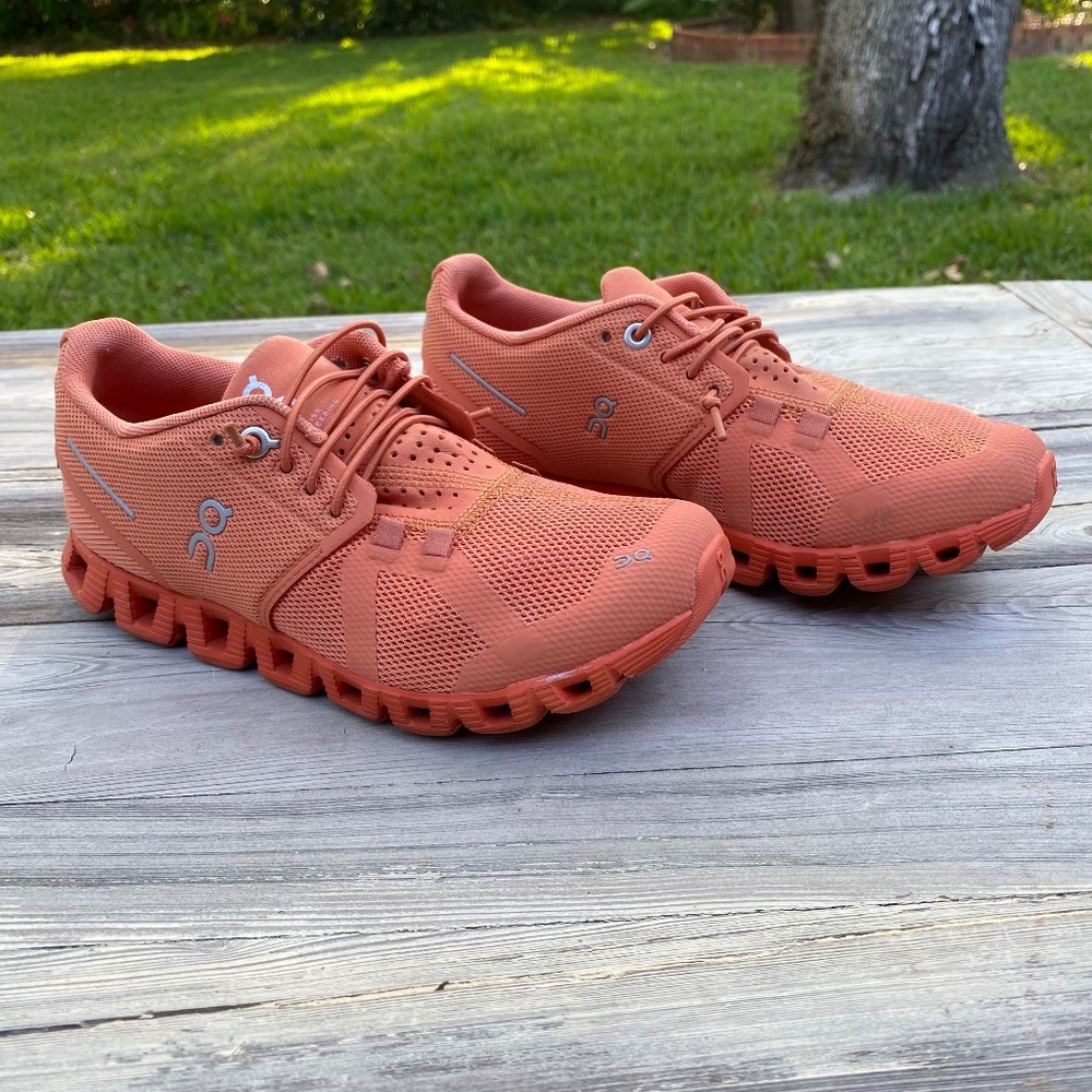 On Cloud Monochrome Orange Flare Running Shoes Size 5.5